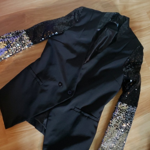 Auxo Jackets & Blazers - Sequin sleeve blazer